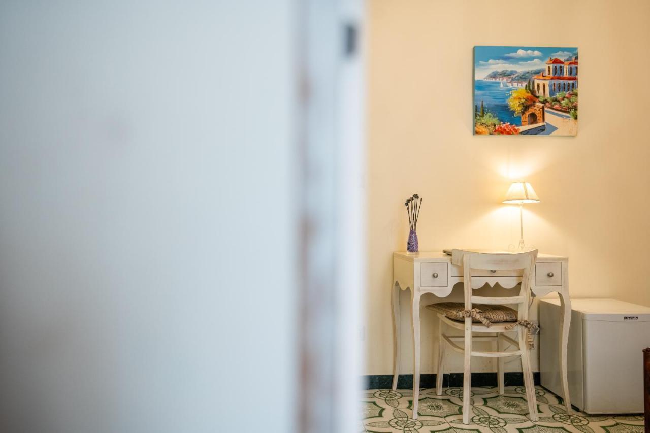 Terre Dipinte Bed & Breakfast Salerno Exterior photo